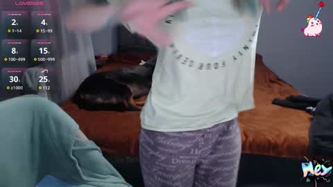 Snapshot of anna_ana chatting on January 19, 5:39 pm Anadirectgirl online show from January 19, 5:39 pm