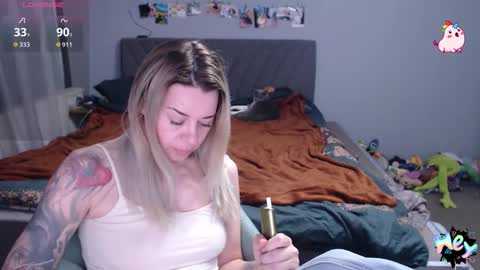 Snapshot of anna_ana chatting on November 15, 7:21 pm Anadirectgirl online show from November 15, 7:21 pm