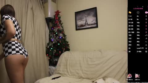 Snapshot of anna_from_heaven chatting on December 22, 5:21 pm Anna online show from December 22, 5:21 pm