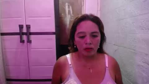 anna_leah online show from December 5, 2:11 pm