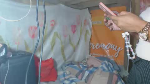 anna_leah online show from November 12, 4:57 am