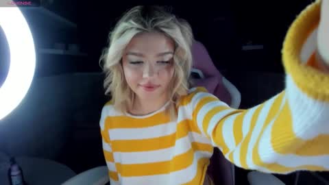 Anna online show from March 26, 1:22 am