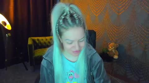 anna_snow9 online show from April 27, 5:49 am