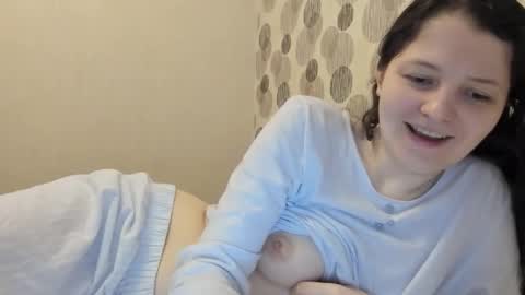 annaahcharm online show from April 10, 9:36 am