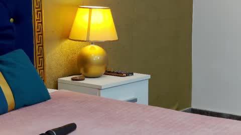 Anna online show from February 19, 6:10 pm