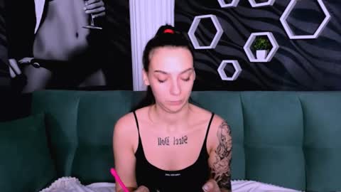 annabishop online show from January 14, 7:06 am