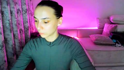 annabishop online show from January 24, 3:55 pm