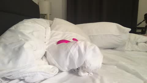 Anna online show from February 8, 1:54 am