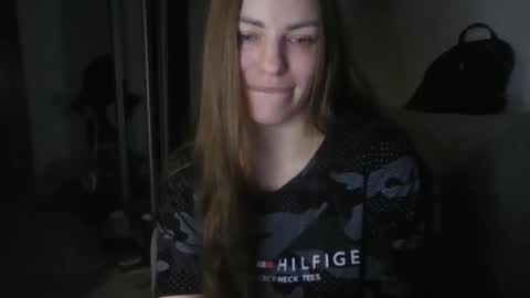 annadiamond1 online show from April 7, 10:53 pm