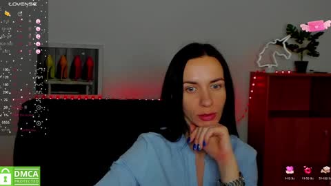 Snapshot of annakillian_kiss chatting on February 7, 12:50 pm Anna online show from February 7, 12:50 pm