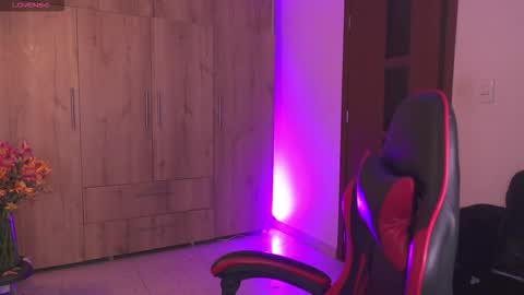 Anna online show from January 9, 9:56 am