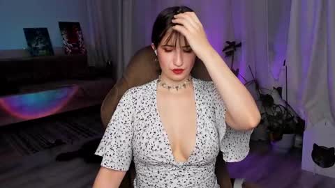 annalluring online show from February 21, 11:21 pm