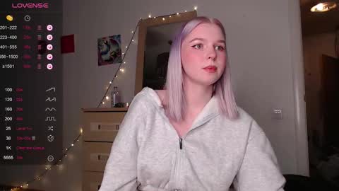 annamilky online show from September 28, 6:24 pm