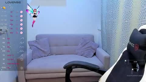 Snapshot of annamooree chatting on November 26, 4:08 pm im Sophie online show from November 26, 4:08 pm