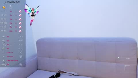 Snapshot of annamooree chatting on December 1, 1:27 pm im Sophie online show from December 1, 1:27 pm