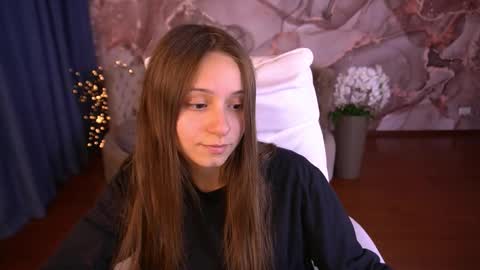 Snapshot of annapearlll chatting on October 2, 8:49 pm Anna online show from October 2, 8:49 pm