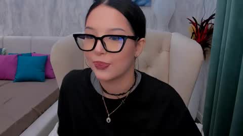 Anna online show from September 28, 8:20 am