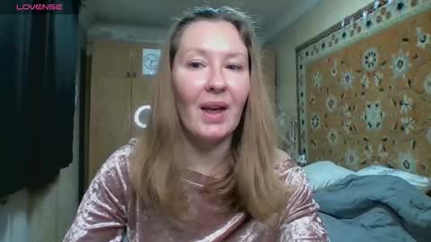 Snapshot of annaxlovers chatting on January 14, 10:10 am AnnaXLovers online show from January 14, 10:10 am