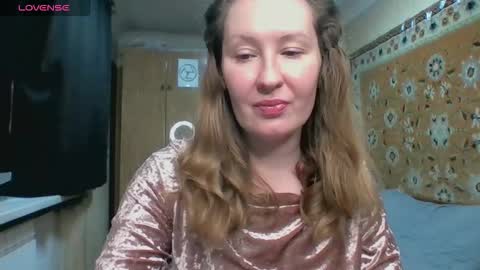 Snapshot of annaxlovers chatting on February 6, 12:19 pm AnnaXLovers online show from February 6, 12:19 pm