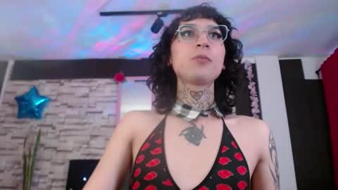 Snapshot of anne_castle86 chatting on September 25, 5:22 am Anne online show from September 25, 5:22 am