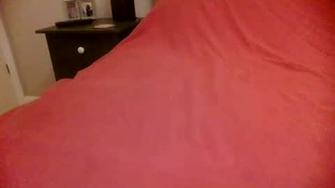 Snapshot of annecharlie chatting on September 30, 1:05 pm annecharlie online show from September 30, 1:05 pm