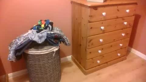 Snapshot of annecharlie chatting on December 14, 8:20 am annecharlie online show from December 14, 8:20 am