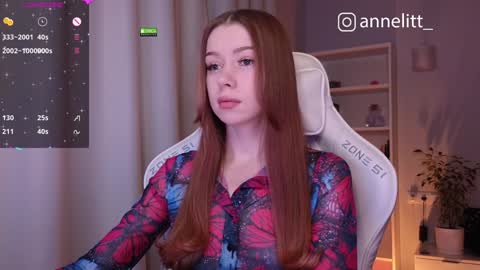 Snapshot of annelitt chatting on December 19, 8:55 pm annelitt online show from December 19, 8:55 pm