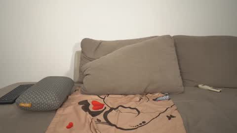 Snapshot of annemanifique chatting on February 24, 2:19 am Annemanifique Anne Lara Kelly online show from February 24, 2:19 am