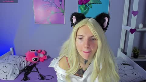 Annet online show from December 12, 4:15 am