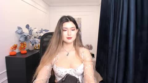 annetli online show from October 14, 3:40 am