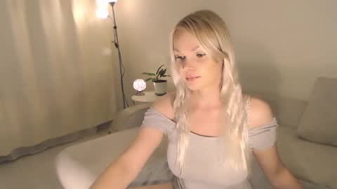 Annett online show from September 19, 1:07 am