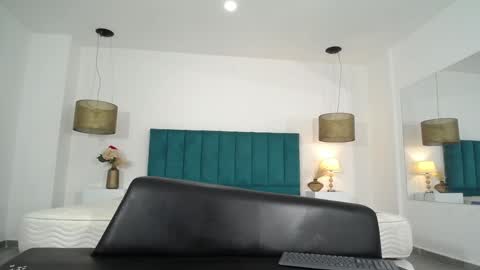 Ann online show from February 3, 7:21 pm