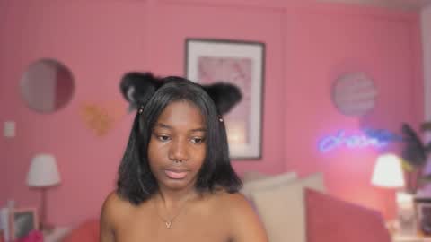 Snapshot of annia_dh chatting on September 30, 7:41 pm annia online show from September 30, 7:41 pm