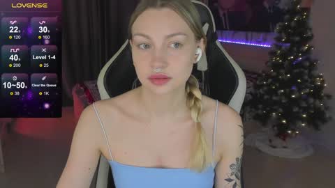 Snapshot of annie69kiss chatting on January 25, 11:55 am Annie online show from January 25, 11:55 am