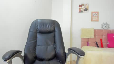 Anna online show from December 30, 7:53 pm