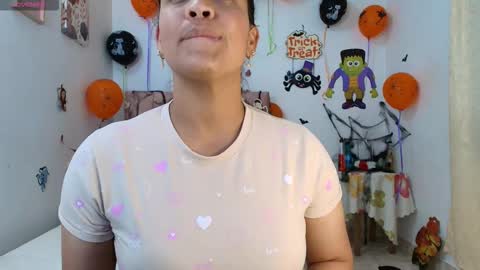 Anna online show from October 31, 3:07 am