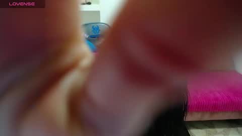 Anniee online show from January 4, 2:46 pm