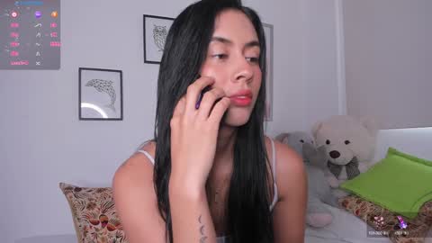 Annie  online show from January 28, 9:40 pm