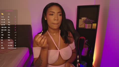 A N N I E online show from December 2, 9:56 am