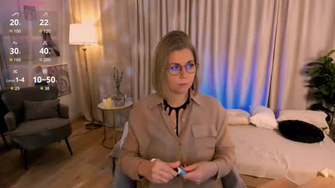 Annie online show from February 17, 6:32 am