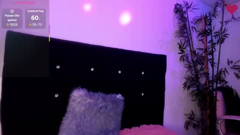 Annie Evans  online show from September 13, 1:33 pm