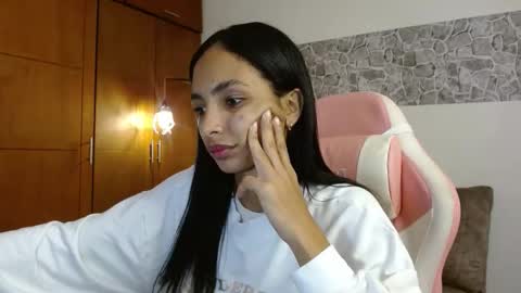AnnaS online show from October 10, 3:11 pm