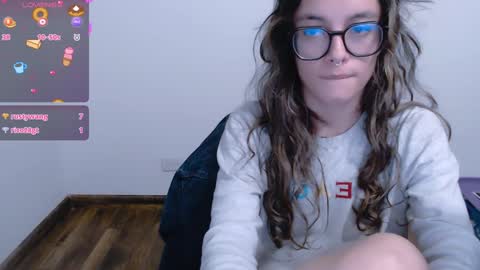 Snapshot of annittaprincess chatting on December 2, 12:19 am Gaby 3 online show from December 2, 12:19 am