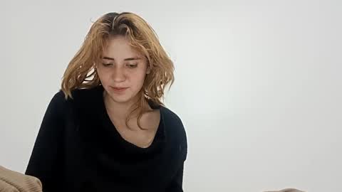 annrousse online show from September 18, 2:35 am