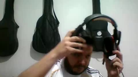 lion kennedy independent model moderator online show from September 28, 3:12 am