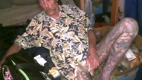 Snapshot of annunakispawn chatting on December 3, 7:10 am Annunaki Spawn online show from December 3, 7:10 am