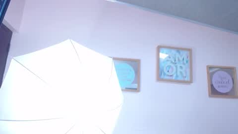 ANNY LOUIS online show from February 5, 2:19 am