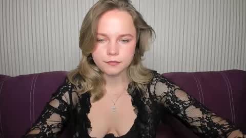 Snapshot of anny_love_you chatting on September 13, 7:02 pm anny_love_you online show from September 13, 7:02 pm
