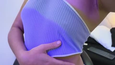 Snapshot of anny_mendez1 chatting on November 9, 3:16 am Anny online show from November 9, 3:16 am