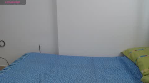 Anny  online show from December 6, 3:33 pm